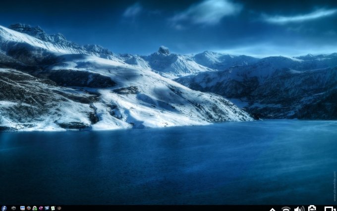 Desktop, weird systray icons