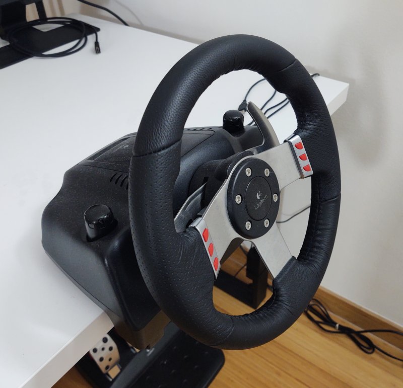 Steering wheel