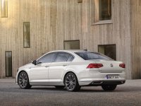 VW Passat 2.0 TDI Evo review